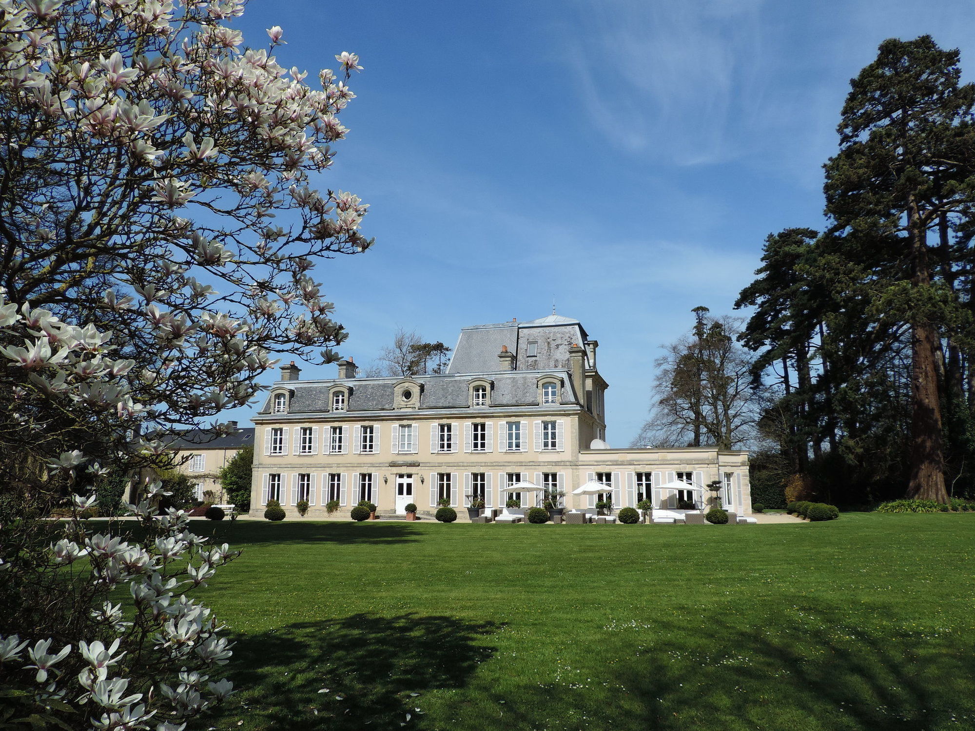 Chateau La Cheneviere ปอร์-อ็อง-เบสแซ็ง-อุปแป็ง ภายนอก รูปภาพ